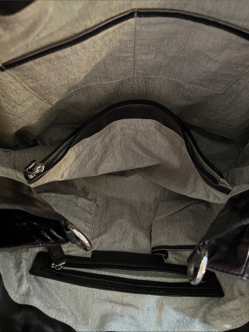 DONALD PLINER VTG XL Black quilted nylon trimmed with Bronze Metallic leather - Picture 11 of 12